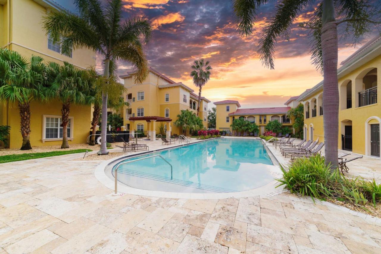 Tropical 3Br Suite-2 Resort Style Pools-5 Mil To Bay-Gym-Close To Beach Тампа Екстериор снимка